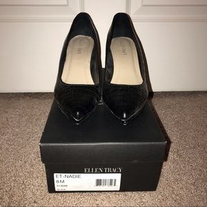 Ellen Tracy Nadie Platform High Heel in Snakeskin